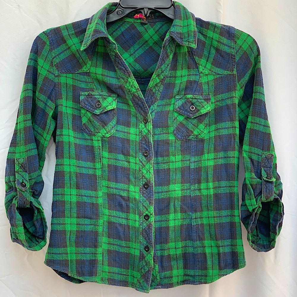 Forever 21 medium plaid long sleeve plaid button down